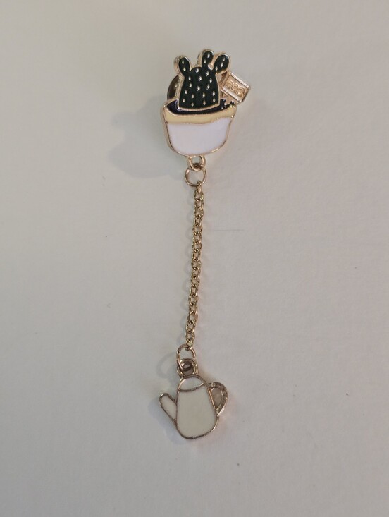 Source Unknown Jewelry - Gold Tone Cactus & Teapot Dangle Brooch